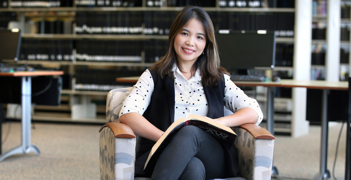 Freshman Thanh Haas said the Marx Library is her favorite location on campus at the University of South Alabama. “I like the view from the second floor. You can sit next to the big windows and look out over the lake,” she said. data-lightbox='featured'